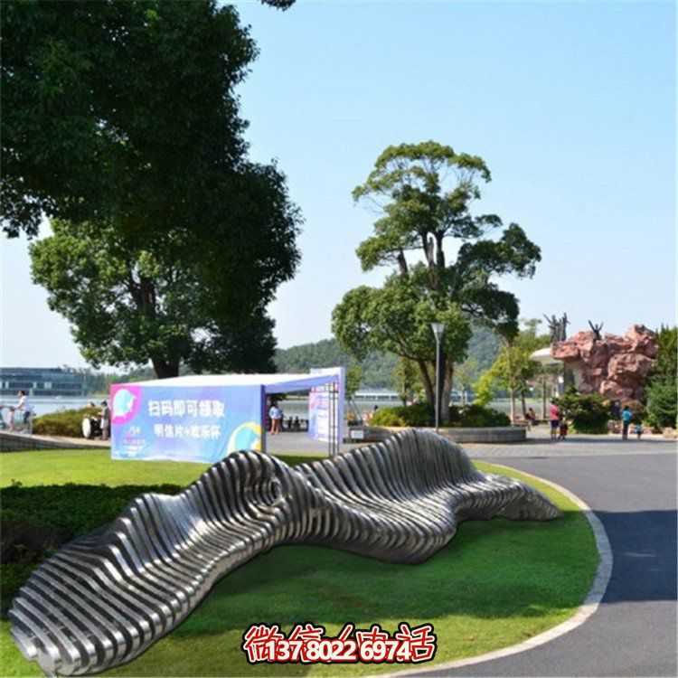 不銹鋼異形座椅，金屬波浪形雕塑抽象假山造型椅子