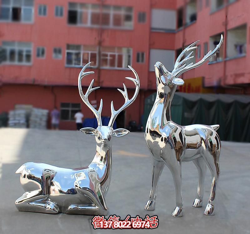 不銹鋼鏡面鹿雕塑，點(diǎn)綴公園景區(qū)