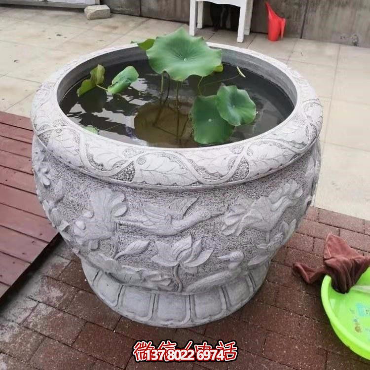 精美絕倫，濃濃古典風情歐式別墅大理石浮雕魚缸擺件