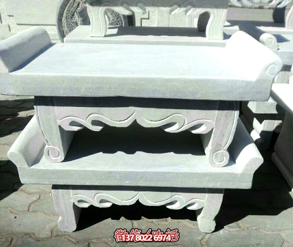 漢白玉佛像供桌，裝點景區寺院