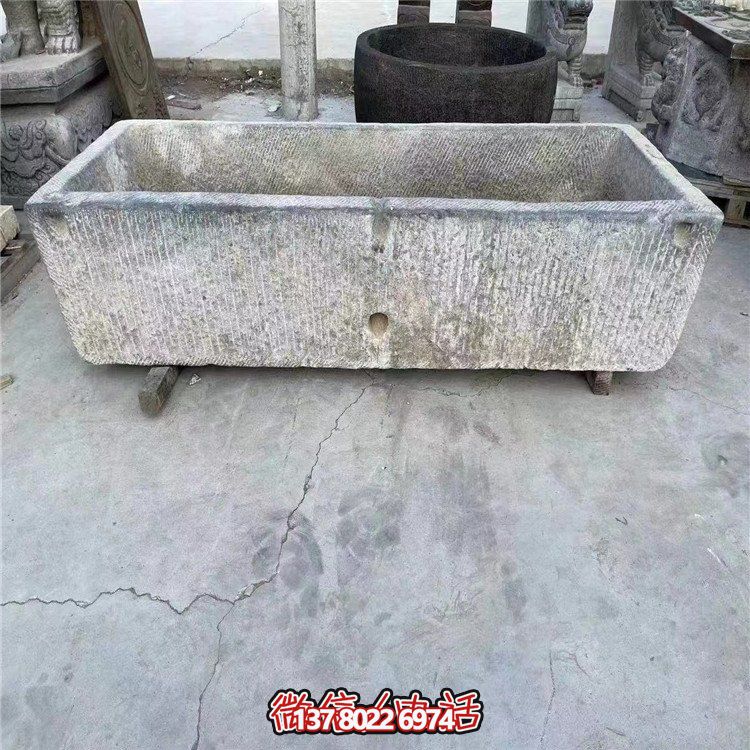 經典石槽景觀裝飾，營造自然和諧的室外空間