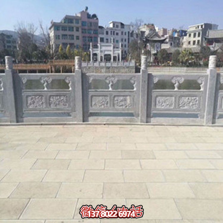 精美大理石雕塑欄桿，裝點戶外園林景觀