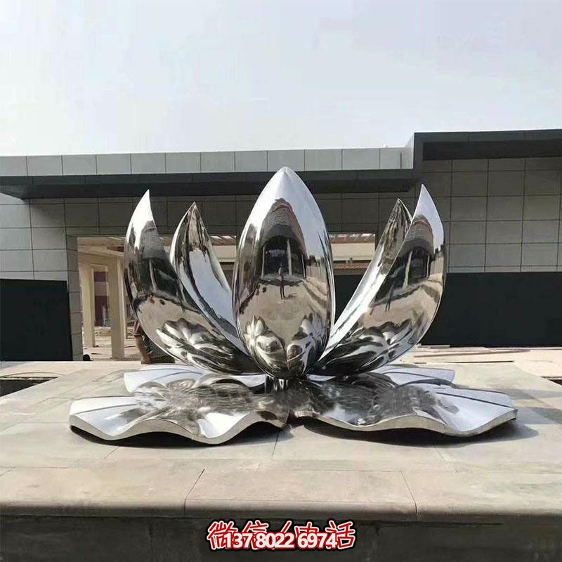 大型不銹鋼蓮花雕塑，鏡面反射景觀(guān)