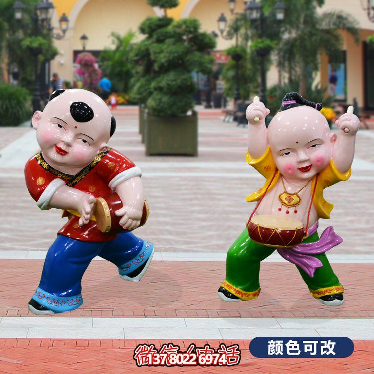 玻璃鋼福娃新年主題雕塑，為商業街添彩