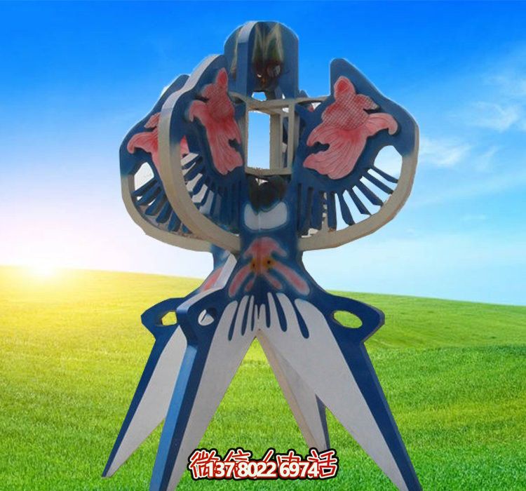 旅游文化小鎮(zhèn)廣場擺放藍色彩繪不銹鋼風(fēng)箏雕塑 旅游文化小鎮(zhèn)廣場擺放藍色彩繪不銹鋼風(fēng)箏雕塑